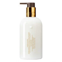 MOLTON BROWN Mesmerising Oudh Accord & Gold Body Lotion 300 Ml -Modekosmetik 1309439 MOLTON BROWN Mesmerising Oudh Accord Gold Body Lotion 300 ml.6079c861