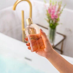 MOLTON BROWN Jasmine & Sun Rose Bath & Shower Gel 300 Ml -Modekosmetik 1394029 MOLTON BROWN Jasmine Sun Rose Bath Shower Gel 300 ml.ff01169f